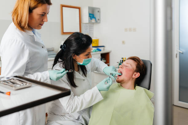Best Weekend Emergency Dentist in Fellsburg, PA
